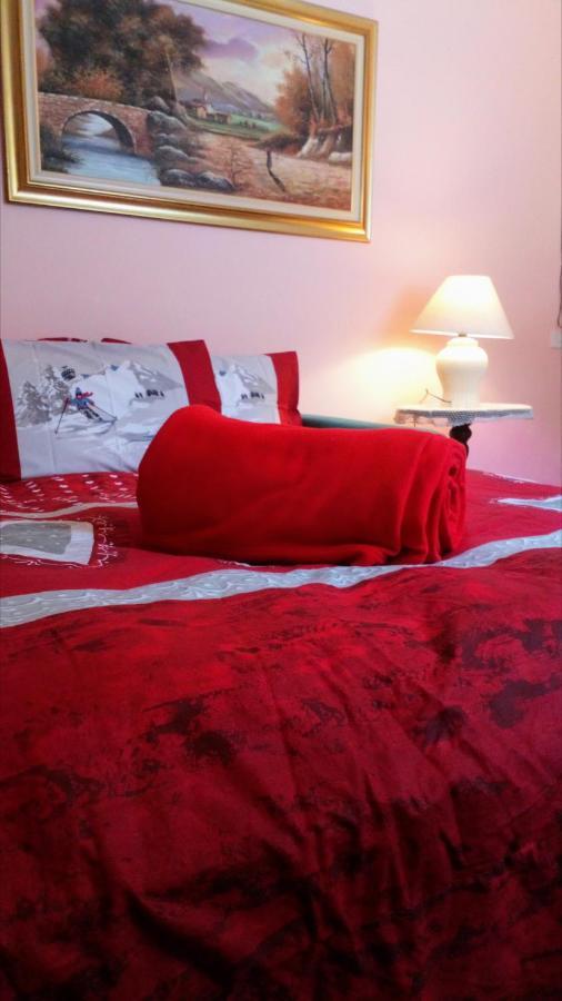 Giomein Sporting Red House Breuil-Cervinia Ngoại thất bức ảnh