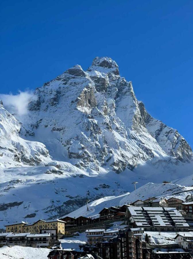 Giomein Sporting Red House Breuil-Cervinia Ngoại thất bức ảnh